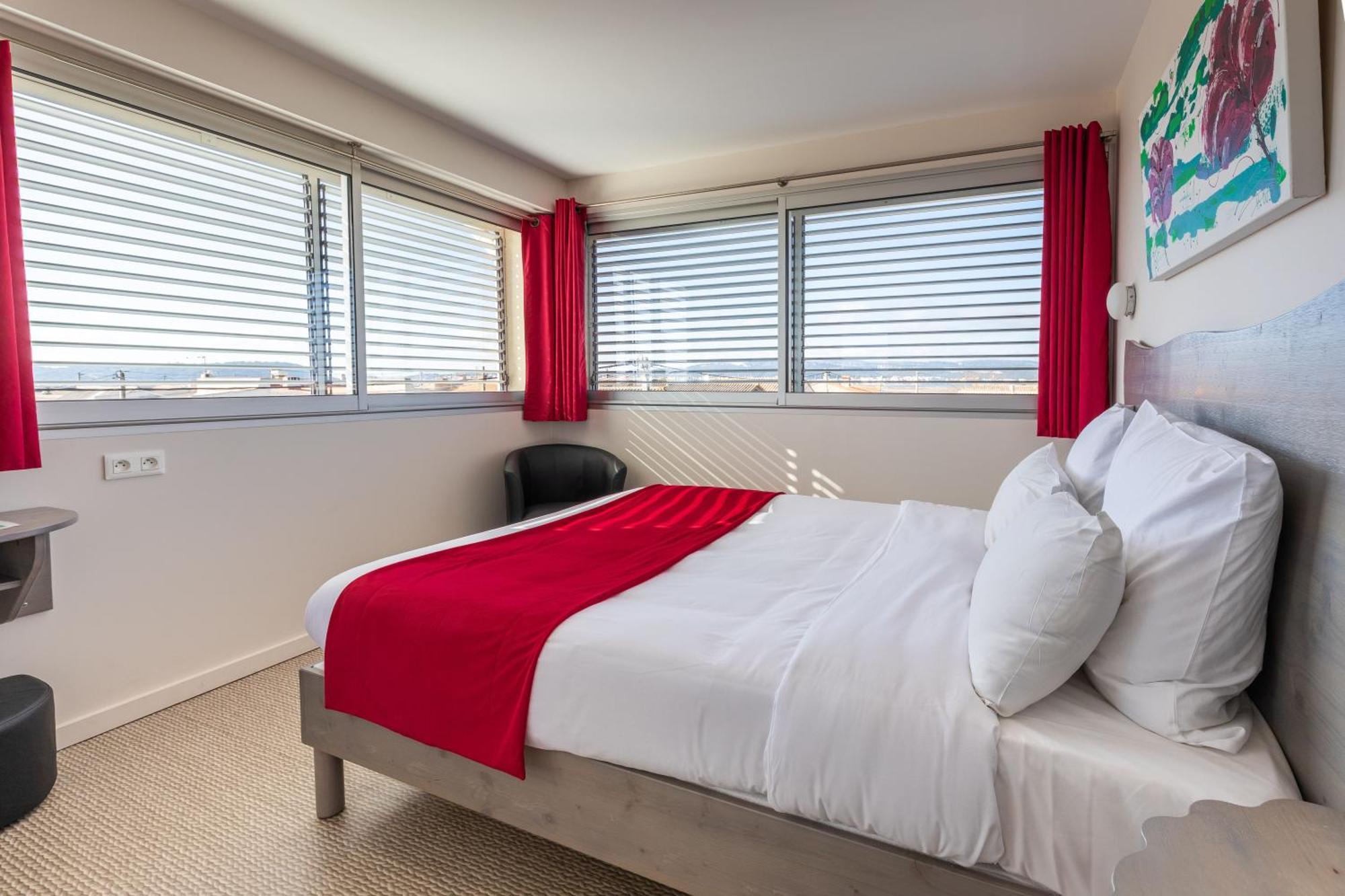 Hotel De La Plage Груисан Екстериор снимка
