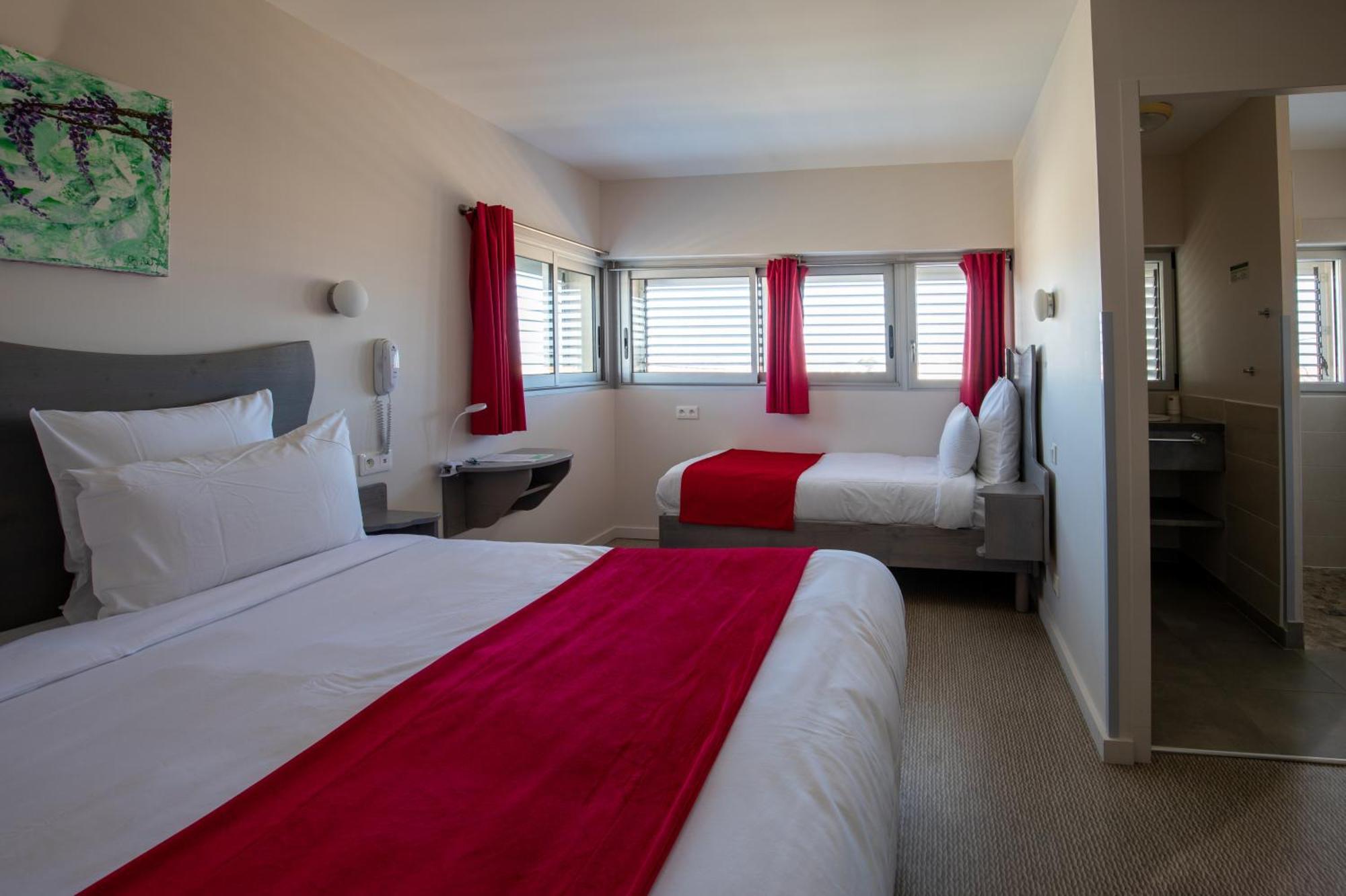 Hotel De La Plage Груисан Екстериор снимка