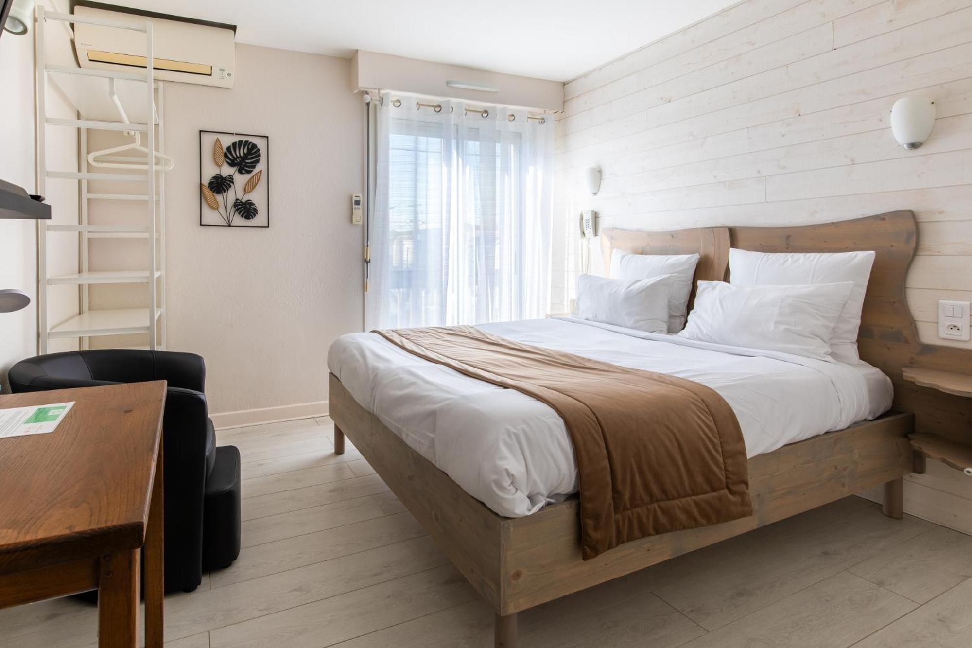 Hotel De La Plage Груисан Екстериор снимка