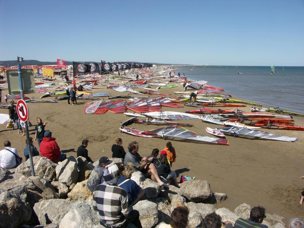 Hotel De La Plage Груисан Екстериор снимка